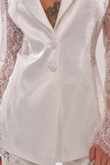 AU CONTRAIRE LACE SATIN BLAZER IN WHITE