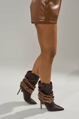 AZALEA WANG BROWN STILETTO BOOTIE