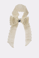 BUTTONED UP PEARL COLLAR