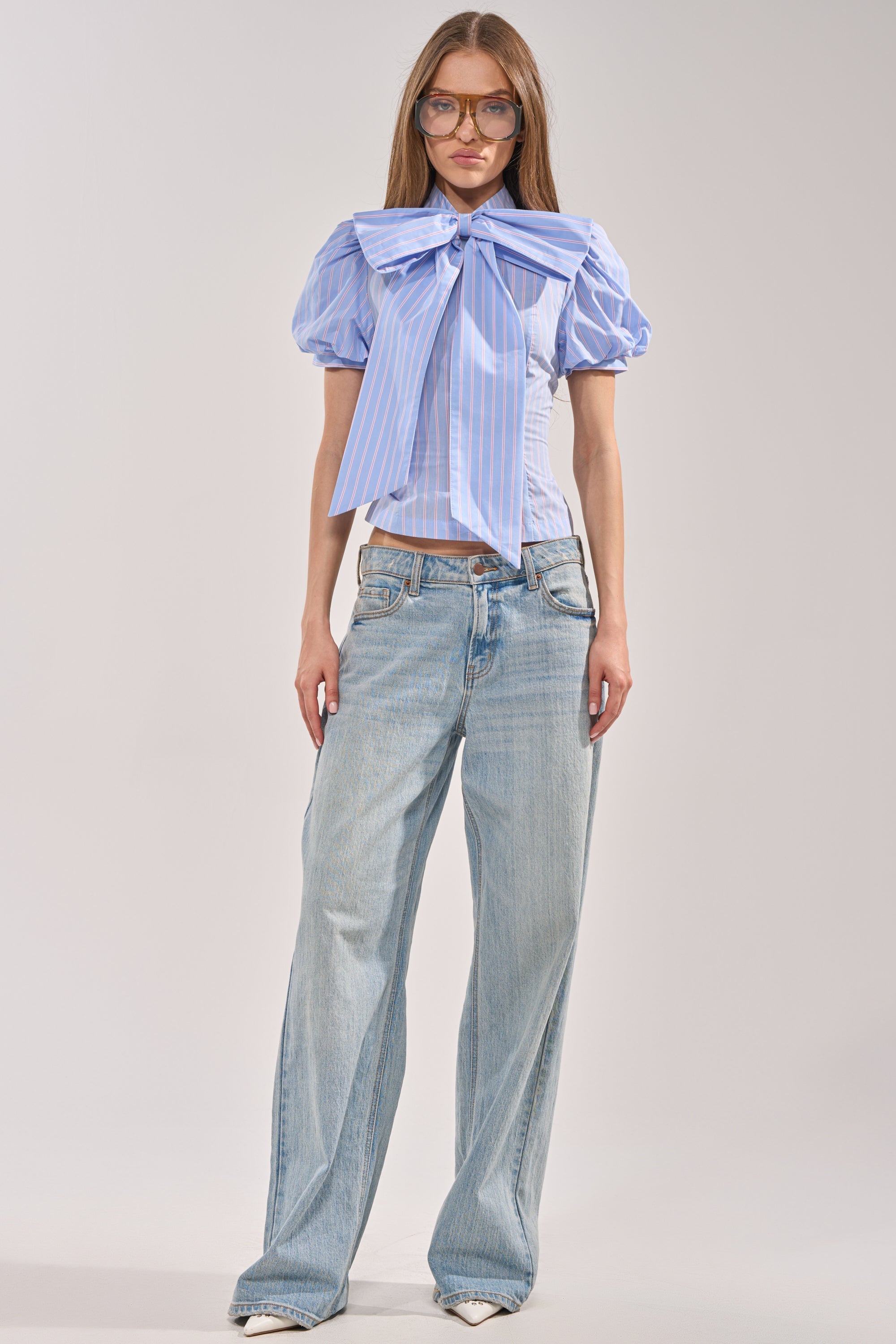 BOW DOWN SHORT SLEEVE BUTTON DOWN