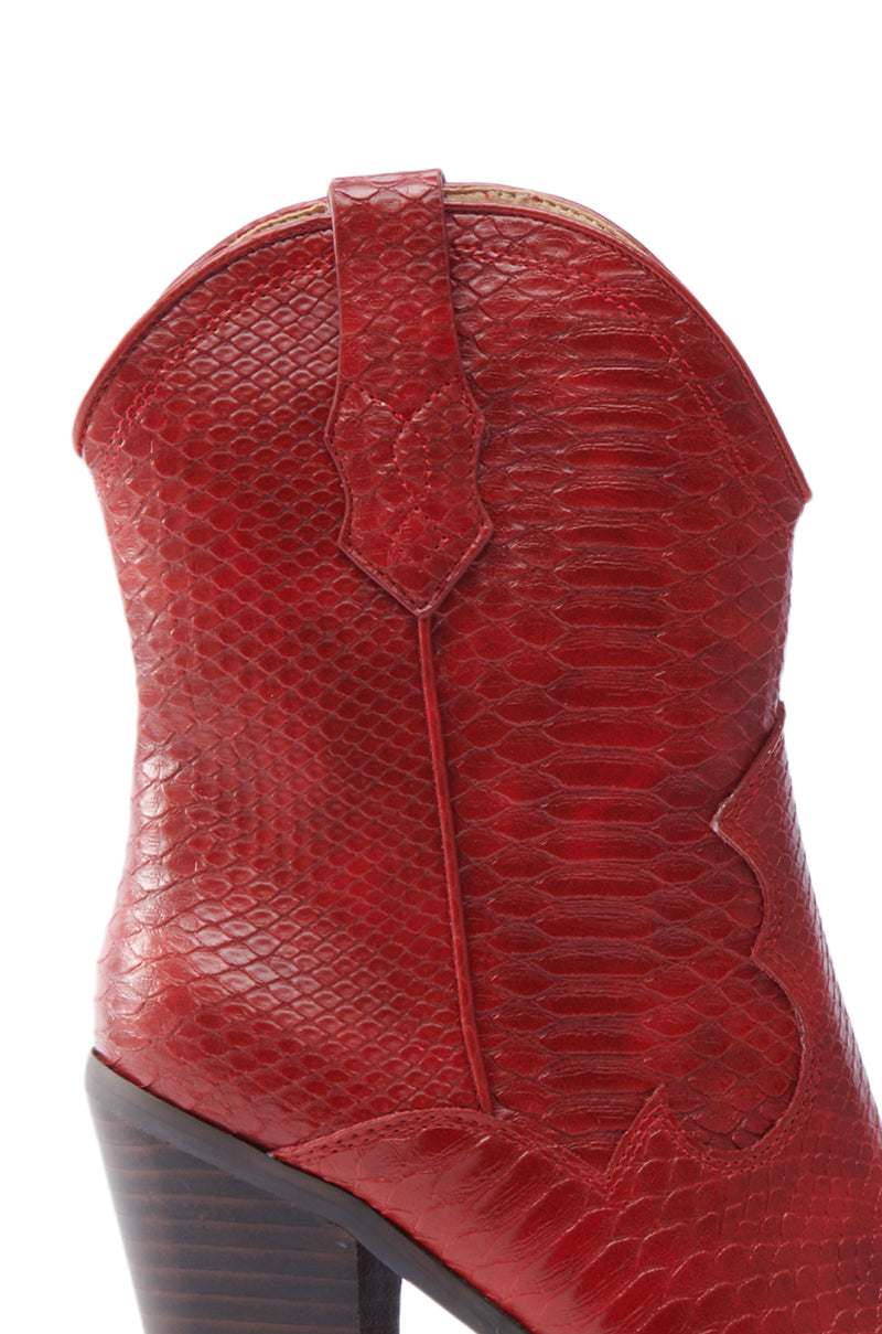 BROOKLYN RED WESTERN COWBOY BOOTIE