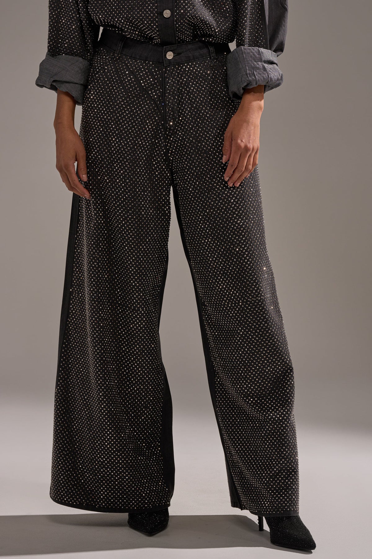 BLING BLING DENIM RELAXED PANT IN BLACK