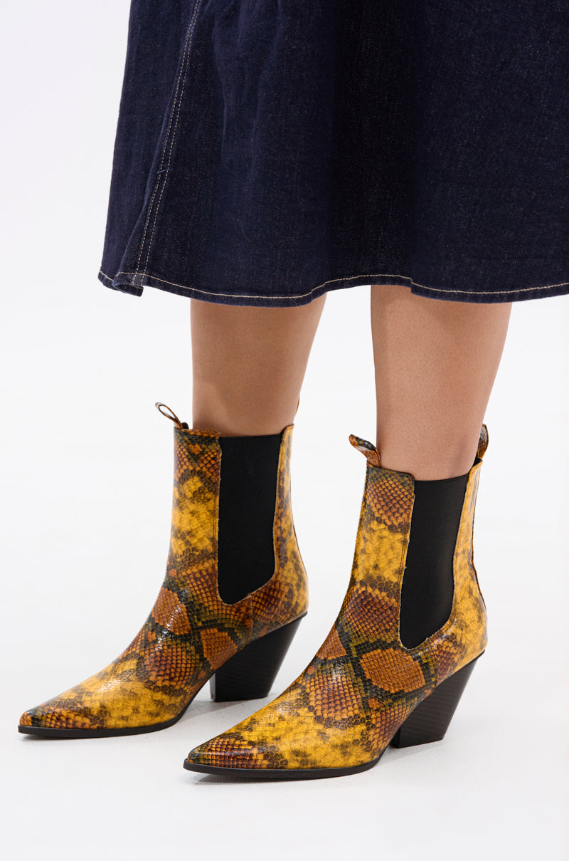 AZALEA WANG HENDERSON YELLOW CHUNKY BOOTIE