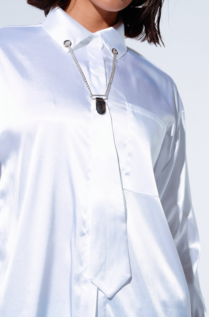 DIAMOND BRIGHT BUTTON DOWN SATIN BLOUSE