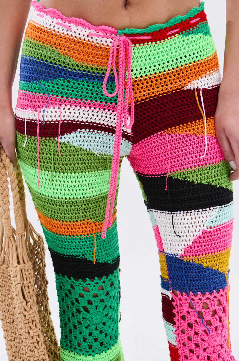 COLORED HEART CROCHET PANT