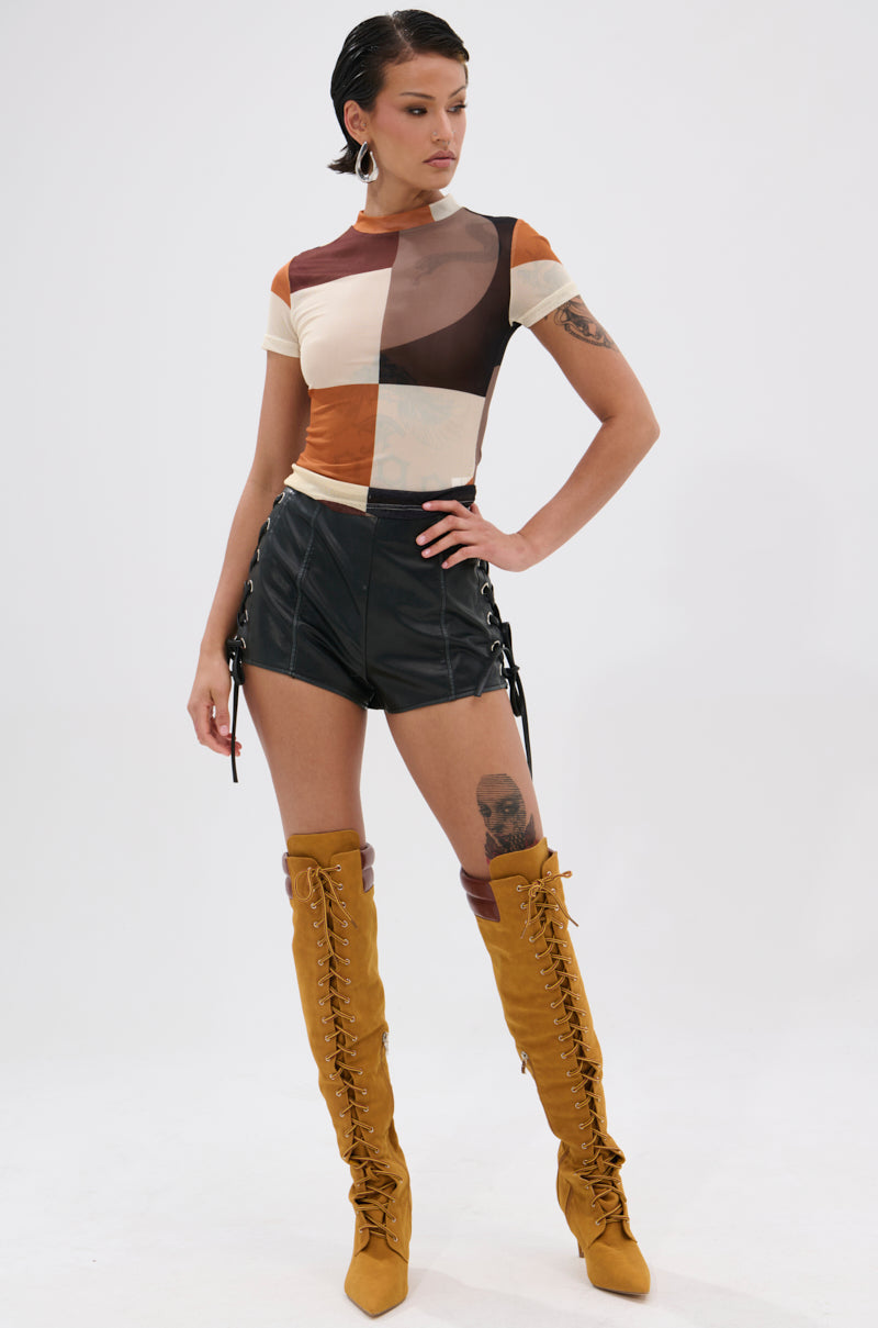 DESERT TIME FAUX LEATHER HOT SHORT