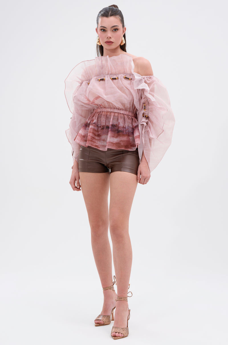 CLUB HIGH WAISTED PLEATHER SHORTS