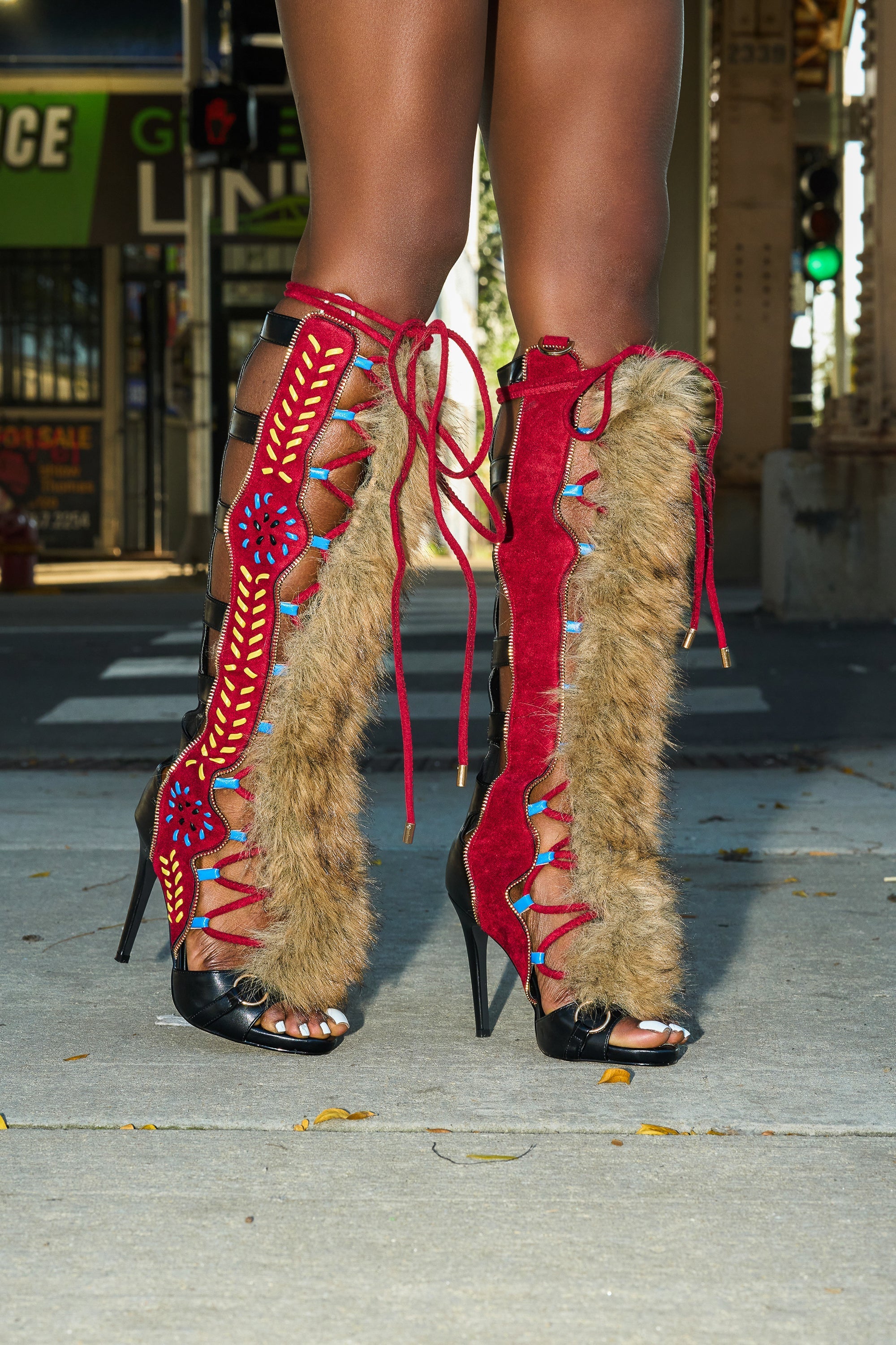 AZALEA WANG SHAINE BLACK MULTI GLADIATOR STITCH AND FUR SANDAL
