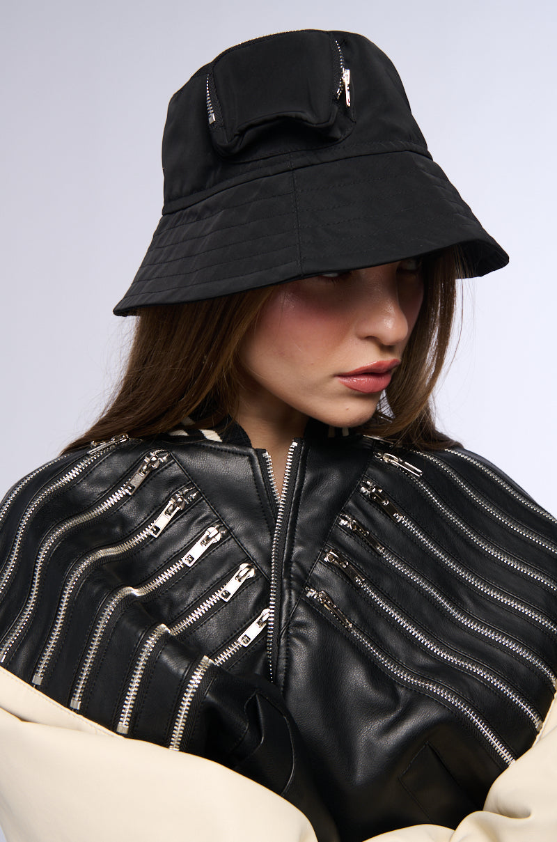 ASH CARGO BUCKET HAT