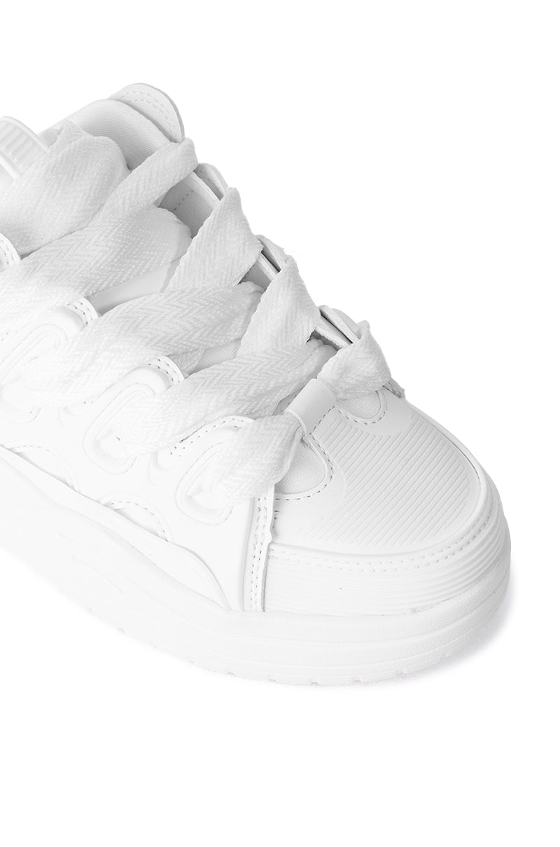 AZALEA WANG KORR WHITE SNEAKER