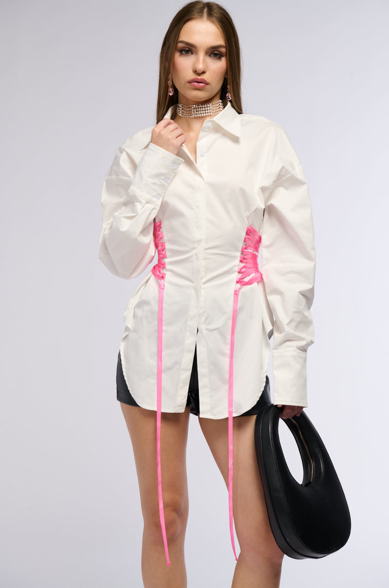 DID ME WRONG BUTTON DOWN BLOUSE