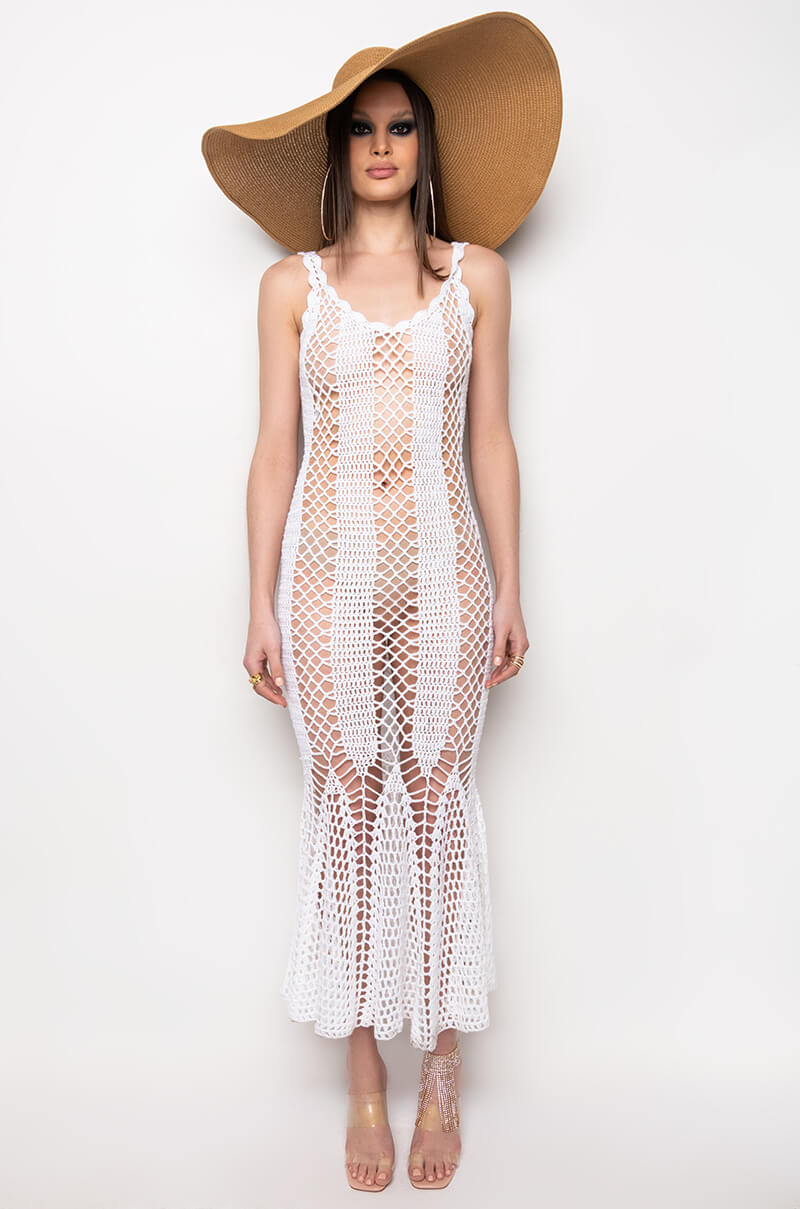 CAN'T HELP IT MAXI CROCHET DRESS